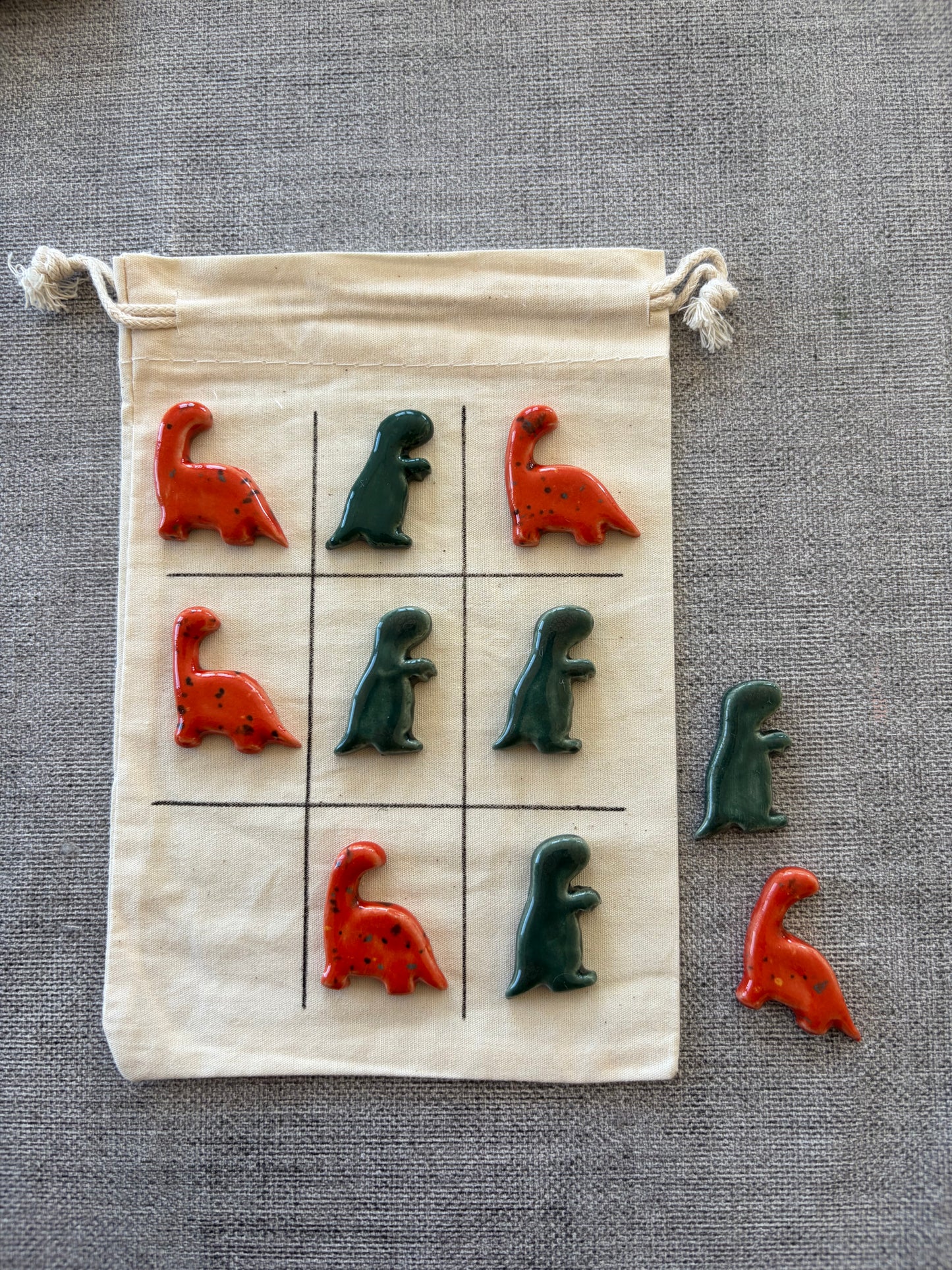 Dinosaur Tic Tac Toe