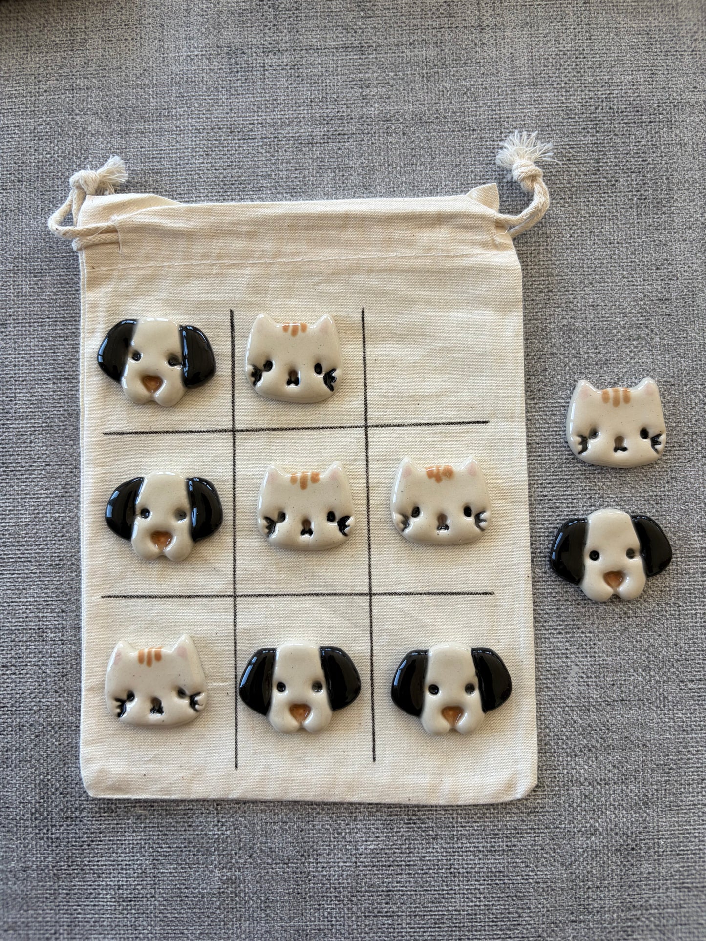 Cat & Dog (Black) Tic Tac Toe