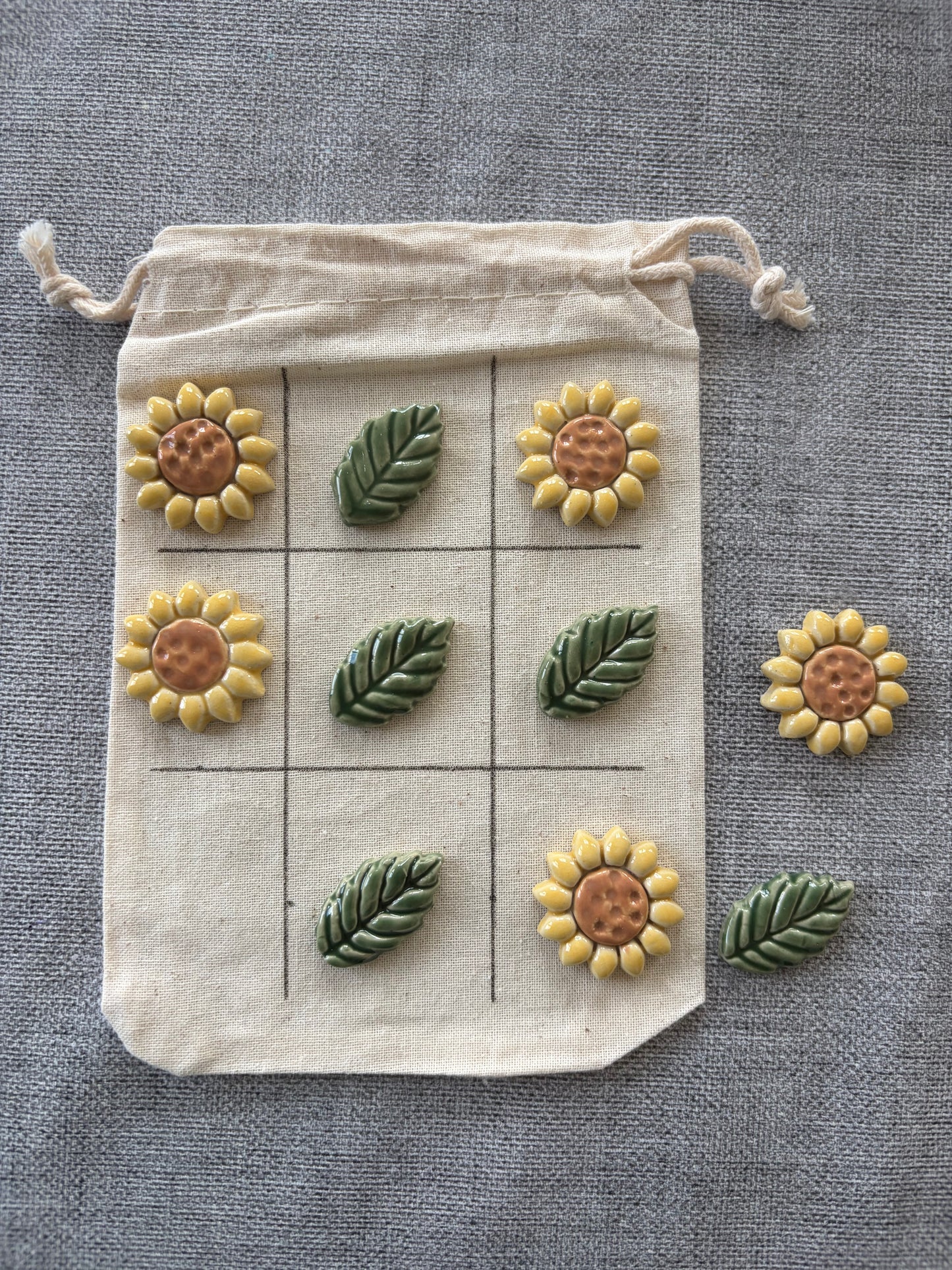 Sunflower & Leaf Tic Tac Toe