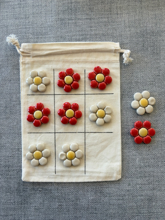 Flower (Red & White) Tic Tac Toe