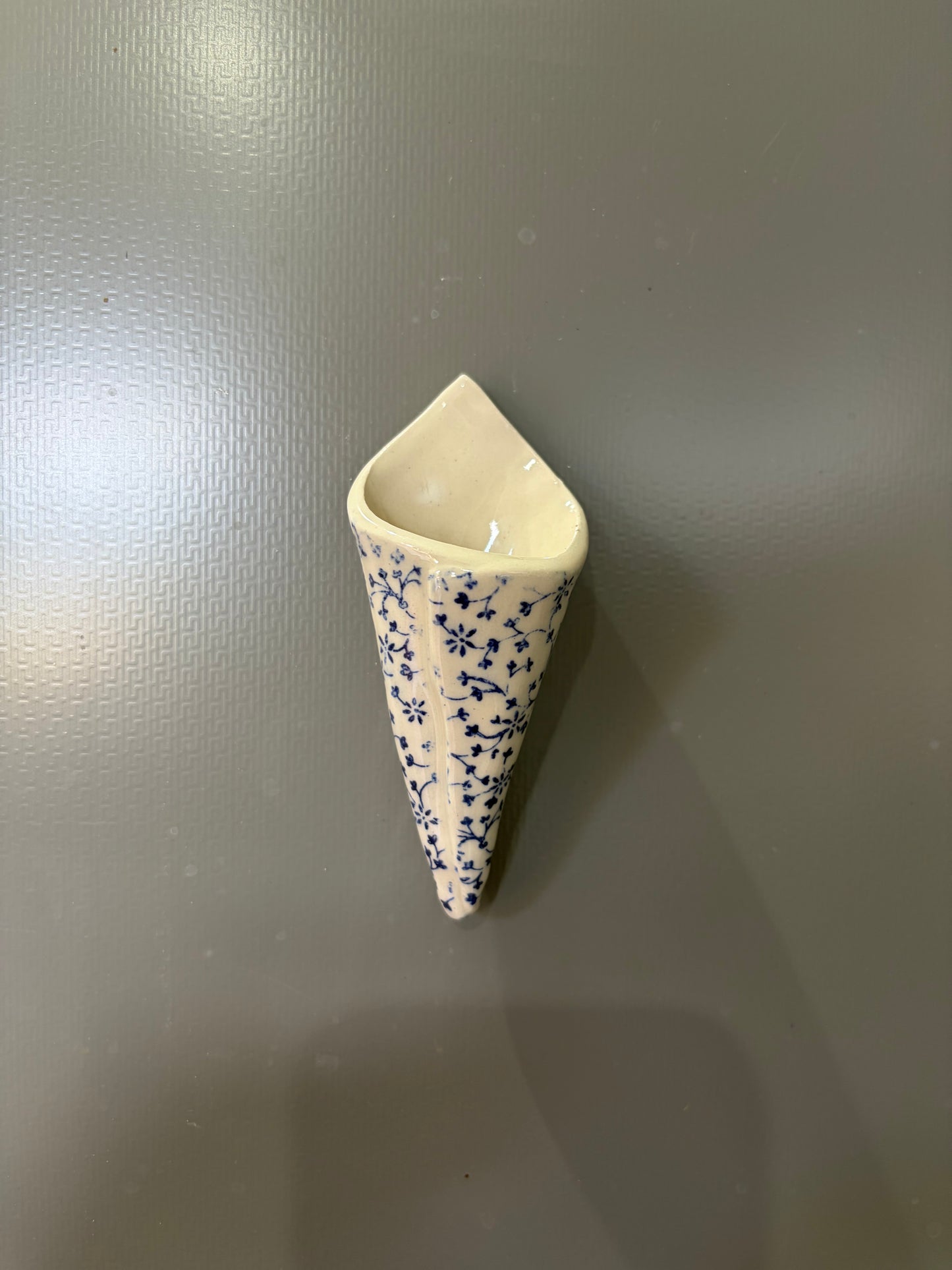 Blue Ditsy Magnet